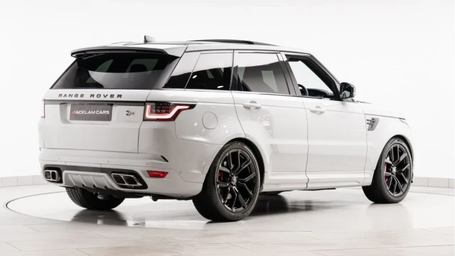 Land Rover Range Rover Sport (70 Reg) 5.0 V8 SVR Image 6