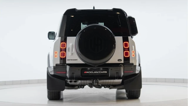 Land Rover Defender (74 Reg) 90 3.0 D250 S Hard Top Commercial (3 Seat) (+VAT) Image 8
