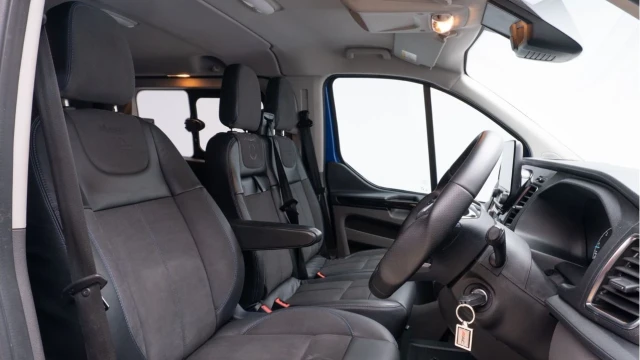 Ford Transit Custom (22 Reg) 320 2.0D Limited MS-RT (6 Seat) (+VAT) Image 3