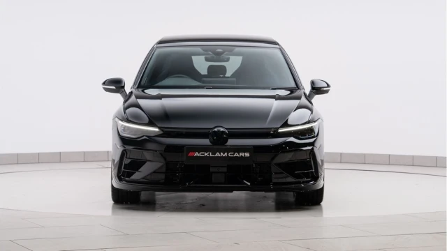 Volkswagen Golf R (74 Reg) 2.0TSI Black Edition 4Motion DSG (VAT Q) Image 6