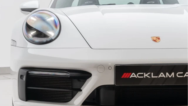 Porsche 911 (22 Reg) 3.0 Targa 4 GTS Image 8