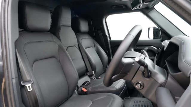 Land Rover Defender (74 Reg) 110 3.0 D350 X-Dynamic HSE Hard Top Commercial (3 Seat) (+VAT) Image 3