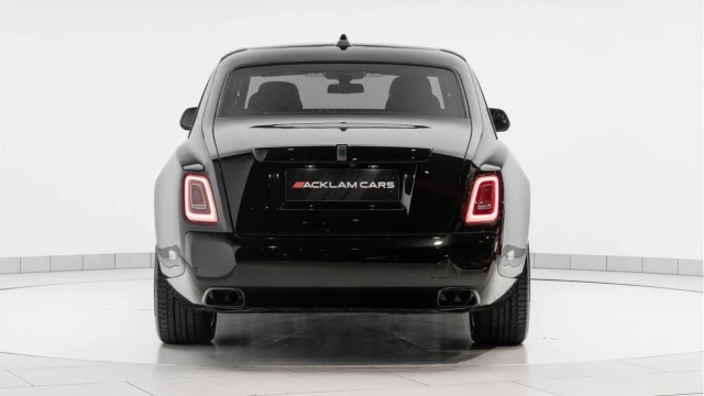 Rolls-Royce Phantom (74 Reg) 6.75 V12 VIII Series II Image 5
