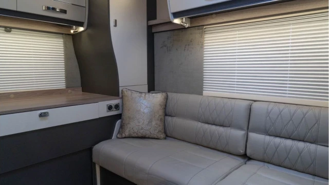 Swift Kon-Tiki 874 (24 Reg) 2.2D Auto (6 Berth) Image 6