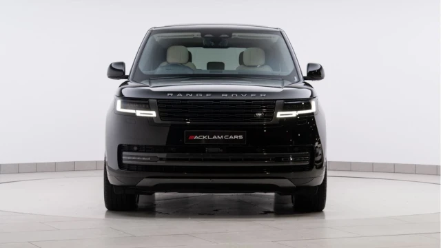 Land Rover Range Rover (74 Reg) 3.0 D300 HSE (Shadow Pack) Image 6