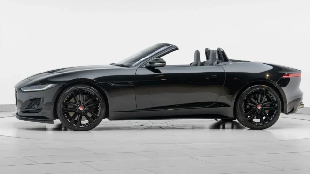 Jaguar F-TYPE (72 Reg) 5.0 V8 P450 R-Dynamic Black Convertible Image 4
