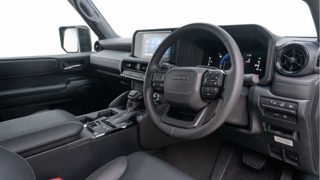 Toyota Land Cruiser (75 Reg) 2.8D Commercial (+VAT) Image 2