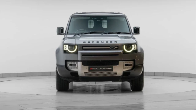 Land Rover Defender (21 Reg) 110 3.0 D250 SE Hard Top Commercial (3 Seat) (+VAT) Image 8