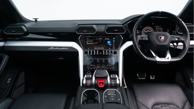 Lamborghini Urus (19 Reg) 4.0 V8 Image 2