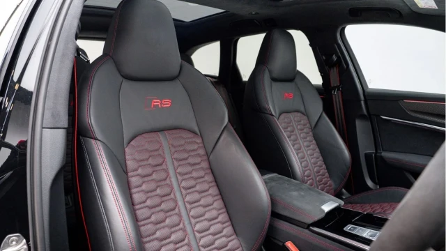 Audi RS6 (25 Reg) 4.0TFSI V8 Performance Carbon Vorsprung Image 3