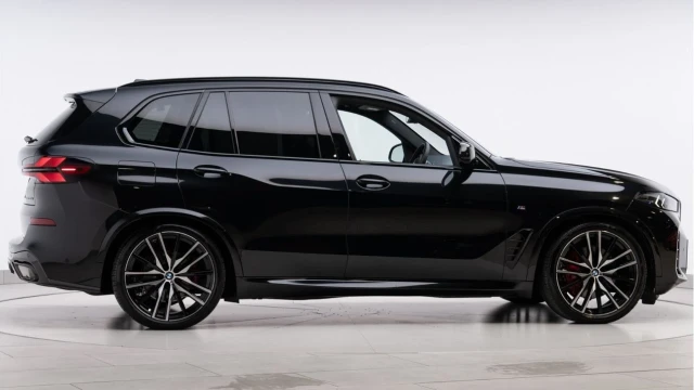 BMW X5 (74 Reg) 3.0 30D M Sport xDrive (New Model) Image 7