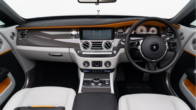 Rolls-Royce Dawn (21 Reg) 6.6 V12 Black Badge Image 3
