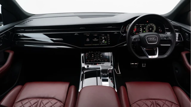 Audi SQ8 (71 Reg) 4.0TFSI V8 Black Edition Quattro Image 2