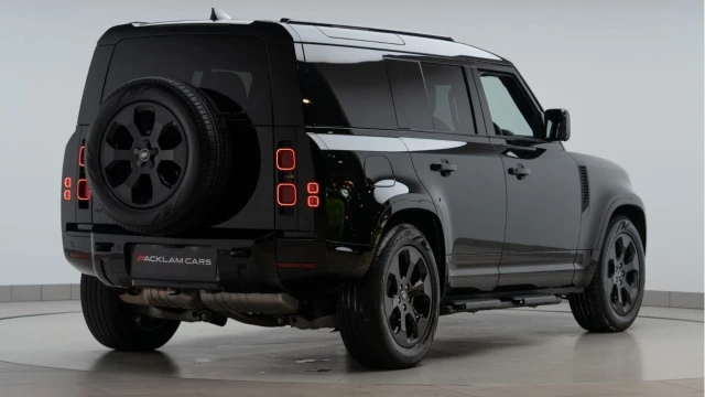 Land Rover Defender (74 Reg) 110 3.0 D350 X-Dynamic HSE Hard Top Commercial (6 Seat) (+VAT) Image 8