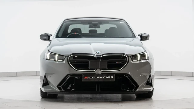 BMW M5 (25 Reg) 4.4 V8 Hybrid Image 6