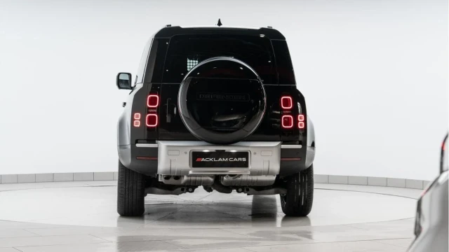Land Rover Defender (25 Reg) 110 3.0 D250 S Hard Top Commercial (3 Seat) (+VAT) Image 5