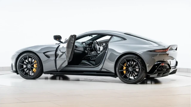 Aston Martin Vantage (69 Reg) 4.0 V8 Vantage Image 6