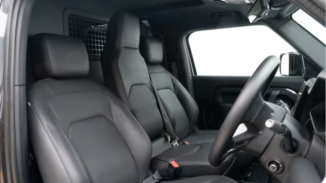 Land Rover Defender (74 Reg) 90 3.0 D350 X-Dynamic HSE Hard Top Commercial (3 Seat) (+VAT) Image 3