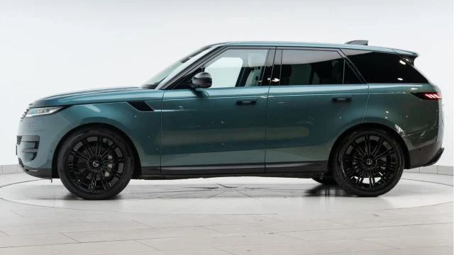 Land Rover Range Rover Sport (24 Reg) 3.0 D300 SE (VAT Q) Image 4