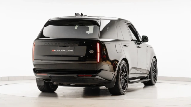 Land Rover Range Rover (22 Reg) 3.0 D350 HSE (Shadow Pack) Image 7