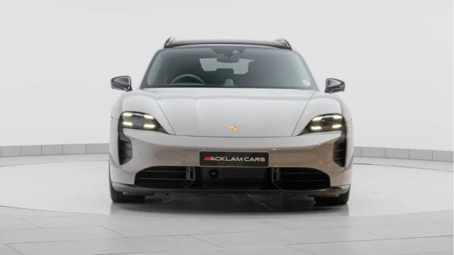 Porsche Taycan (73 Reg) GTS Sport Turismo Image 7