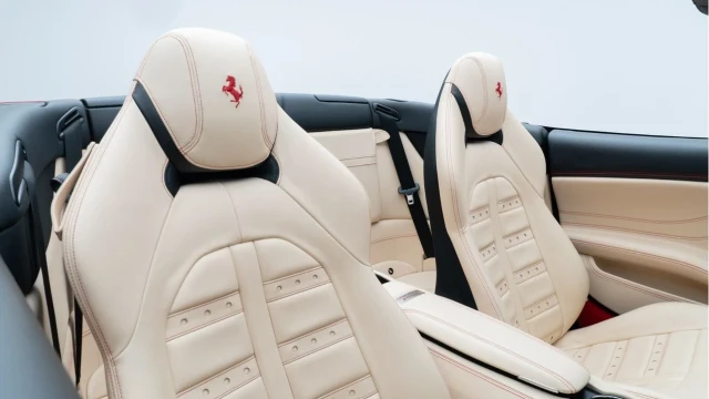 Ferrari California (17 Reg) 3.9 V8 California T (Handling Speciale) Image 5