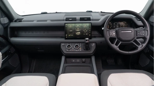 Land Rover Defender (24 Reg) 130 3.0 D300 X-Dynamic HSE (8 Seat) Image 2