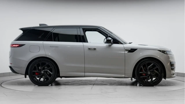 Land Rover Range Rover Sport (75 Reg) 3.0 Edition Image 4