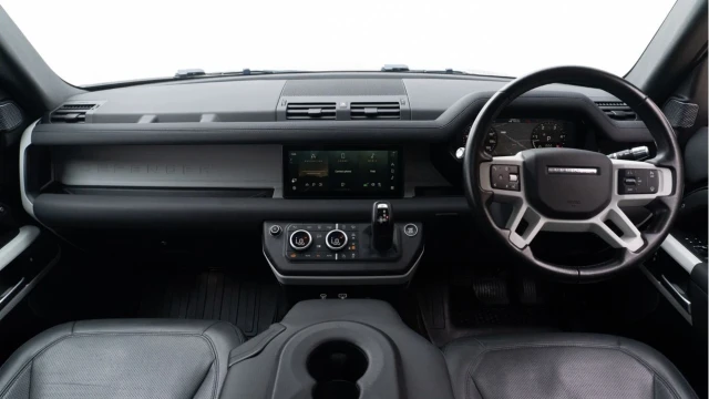 Land Rover Defender (71 Reg) 90 3.0 D250 XS Edition (6 Seat) Image 2