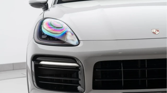 Porsche Cayenne (70 Reg) 4.0 V8 GTS Coupe Image 8