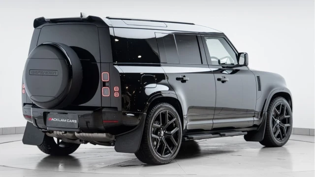 Land Rover Defender (75 Reg) 110 3.0 D250 S Hard Top Commercial (3 Seat) (+VAT) Image 7
