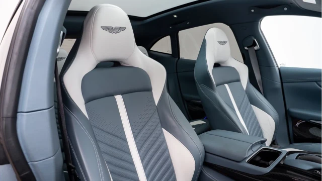 Aston Martin Dbx (72 Reg) 4.0 V8 707 Image 3