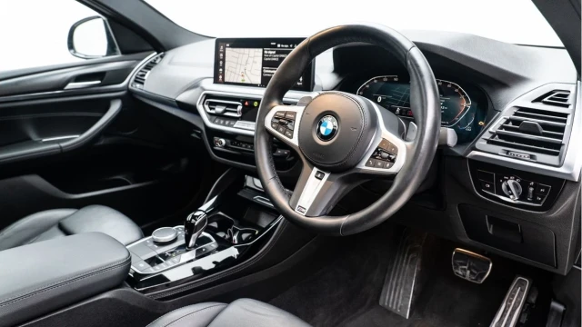 BMW X4 (71 Reg) 3.0 30D M Sport xDrive Image 2