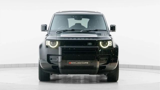 Land Rover Defender (75 Reg) 110 D250 3.0 S (Black Pack) Image 6