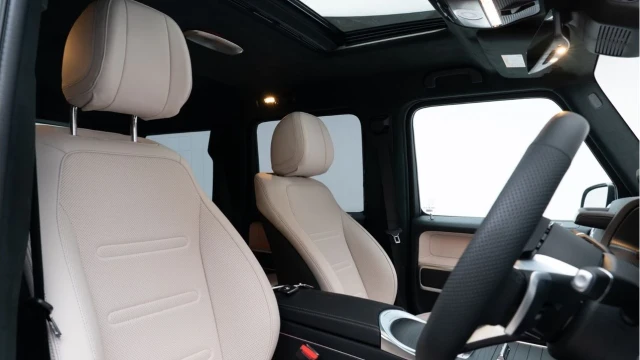 Mercedes-Benz G Class (25 Reg) G450 3.0D AMG Line Premium Plus 4Matic (Night Pack) Image 3
