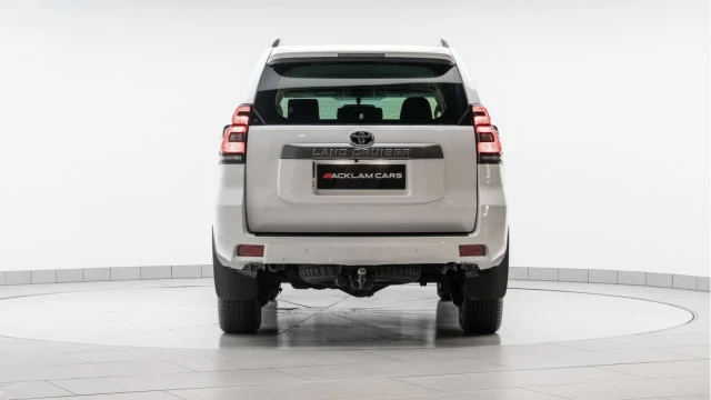 Toyota Land Cruiser (73 Reg) 2.8 D-4D Active Image 5