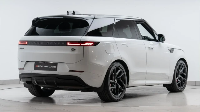 Land Rover Range Rover Sport (23 Reg) 3.0 D300 Dynamic SE Image 6