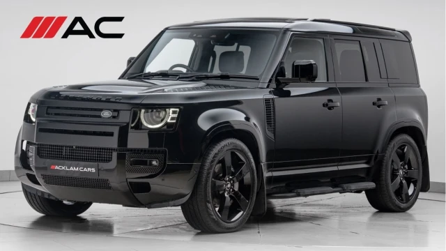 Land Rover Defender (25 Reg) 110 3.0 D350 X-Dynamic HSE (Black Pack) Image 1