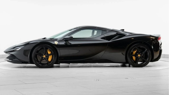 Ferrari SF90 (72 Reg) 3.9 Spider (VAT Q) Image 6