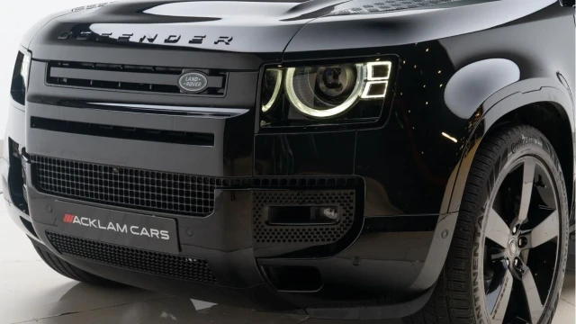 Land Rover Defender (75 Reg) 90 3.0 D350 X-Dynamic HSE Hard Top Commercial (3 Seat) (+VAT) Image 8