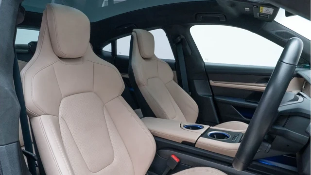 Porsche Taycan (70 Reg) Turbo S Image 2