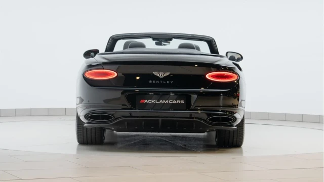 Bentley Continental (24 Reg) GTC 6.0 W12 Speed Edition 12 Convertible Image 8