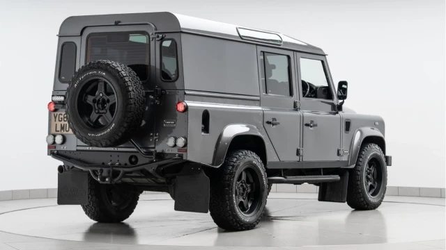 Land Rover Defender (65 Reg) Twisted 110 2.2TD XS Utility Wagon (5 Seat) Image 5