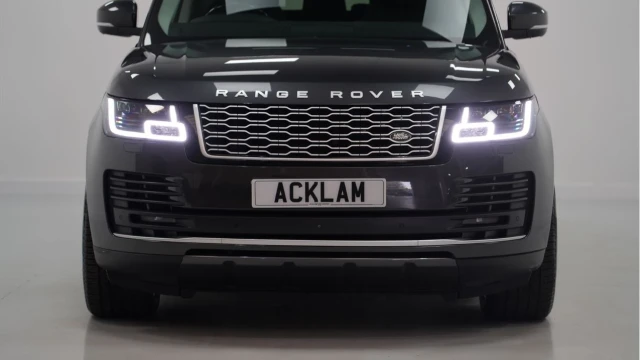 Land Rover Range Rover (18 Reg) 4.4 SDV8 Autobiography Image 7