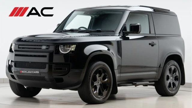 Land Rover Defender (21 Reg) 90 3.0 D200 Hard Top (3 Seat) (+VAT) Image 1