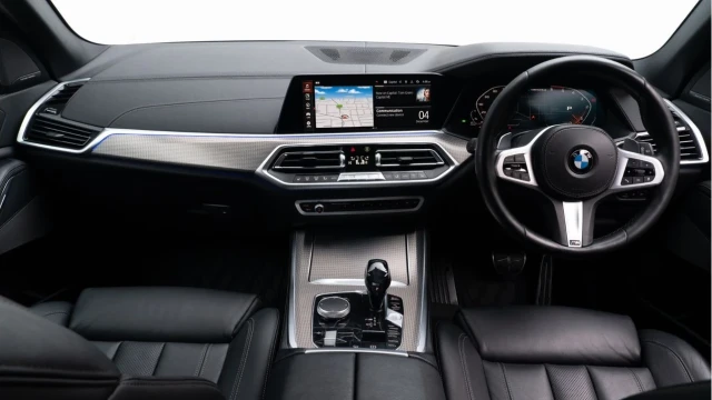 BMW X5 (69 Reg) 3.0 M50D xDrive (7 Seat) Image 2
