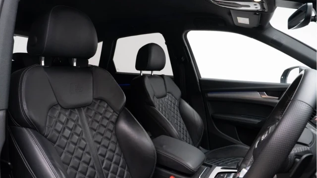 Audi Q5 (21 Reg) 2.0 55TFSI E Competition Quattro Hybrid Image 3