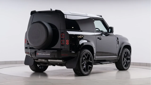 Land Rover Defender (24 Reg) 90 3.0 D250 HSE Hard Top Commercial (3 Seat) (Bespoke URBAN) (+VAT) Image 6