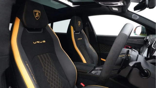 Lamborghini Urus (24 Reg) 4.0 V8 Performante Image 3