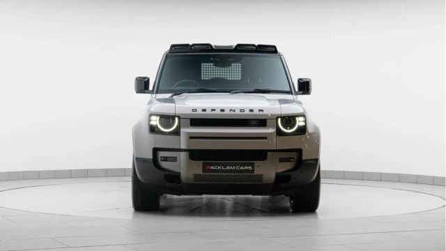 Land Rover Defender (75 Reg) 110 3.0 D250 S Hard Top Commercial (3 Seat) (+VAT) Image 7